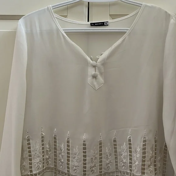 White t-shirt - Picture 3 of 5